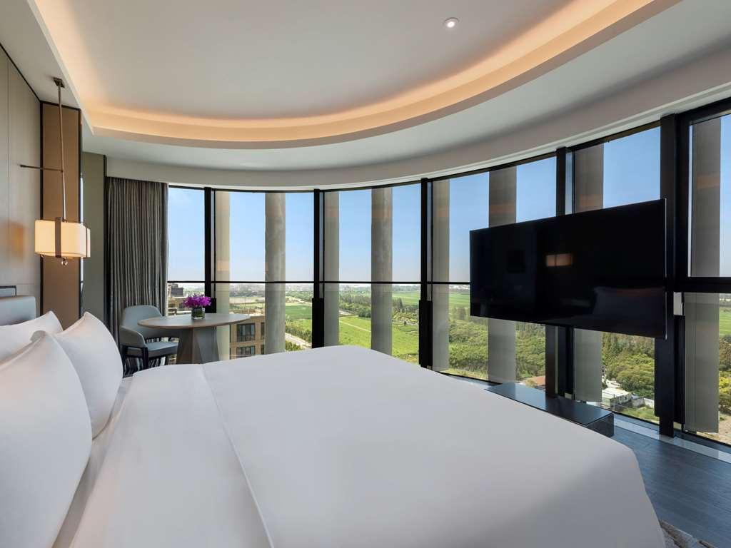 Grand Mercure Shanghai Lingang Room photo