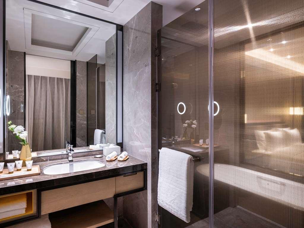 Grand Mercure Shanghai Lingang Room photo