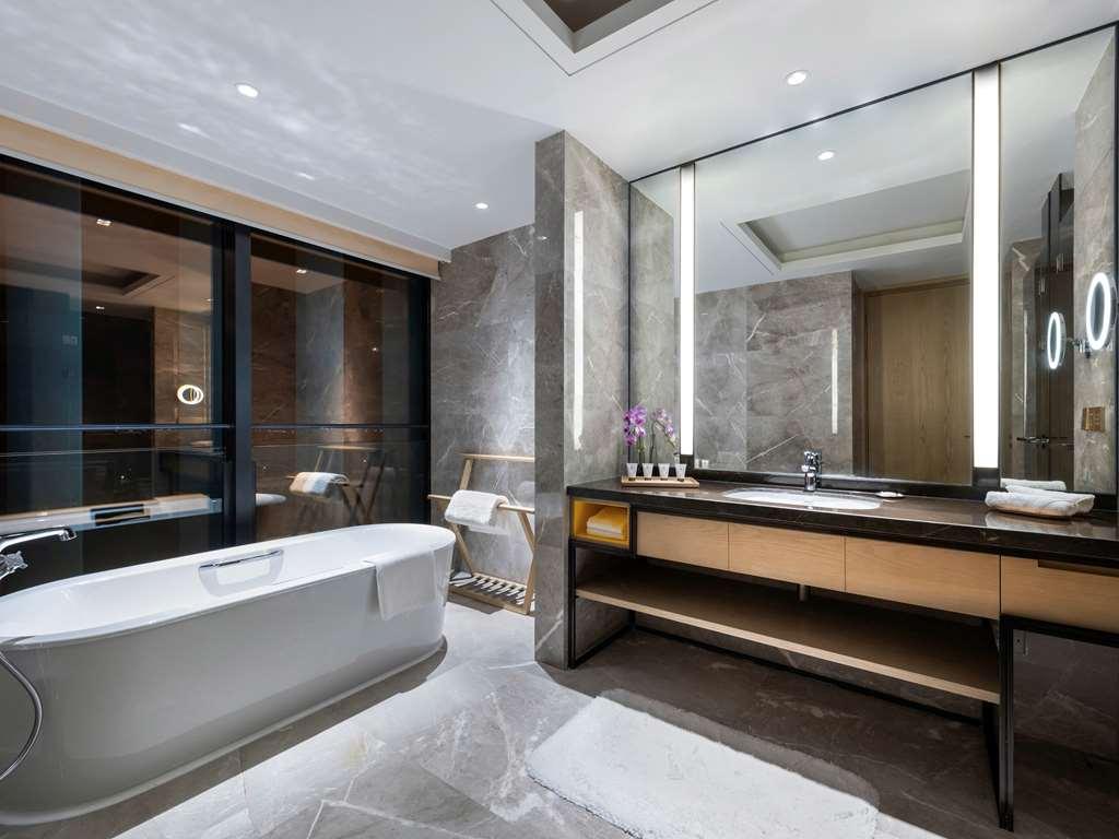 Grand Mercure Shanghai Lingang Room photo